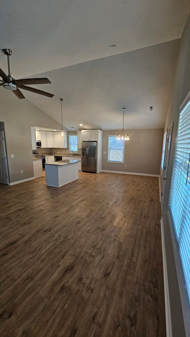 Photo - 2150 Windsor Ave