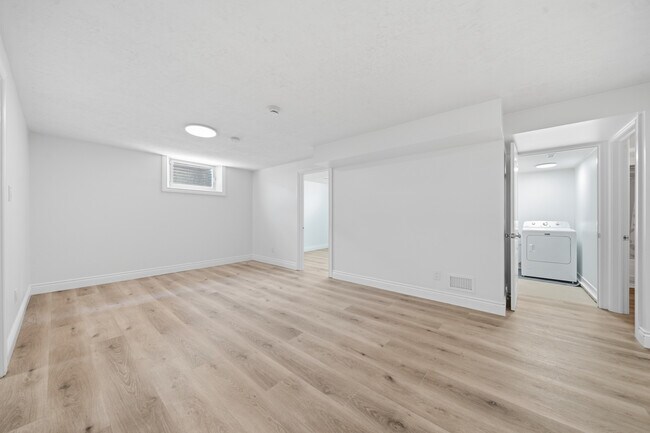 12 Greenbrier Rd