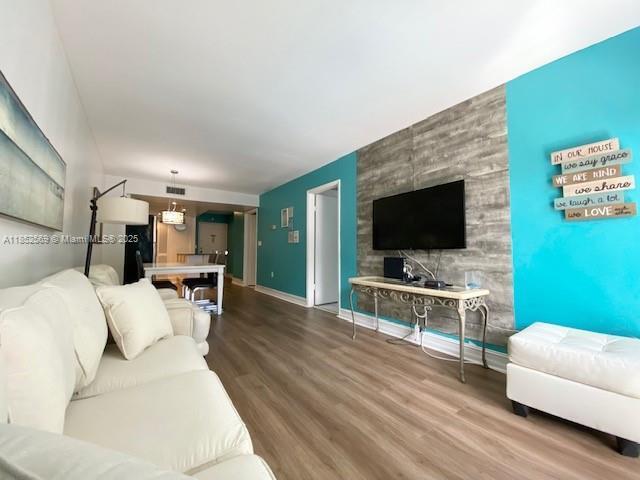 Building Photo - 201 178th Dr Unit 326 Rental