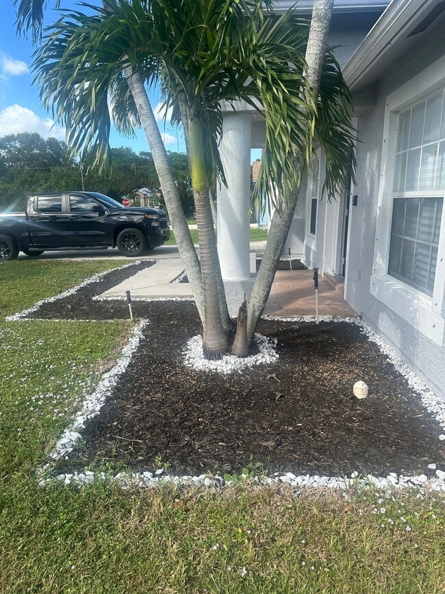 Photo - 4397 SW Calah Cir
