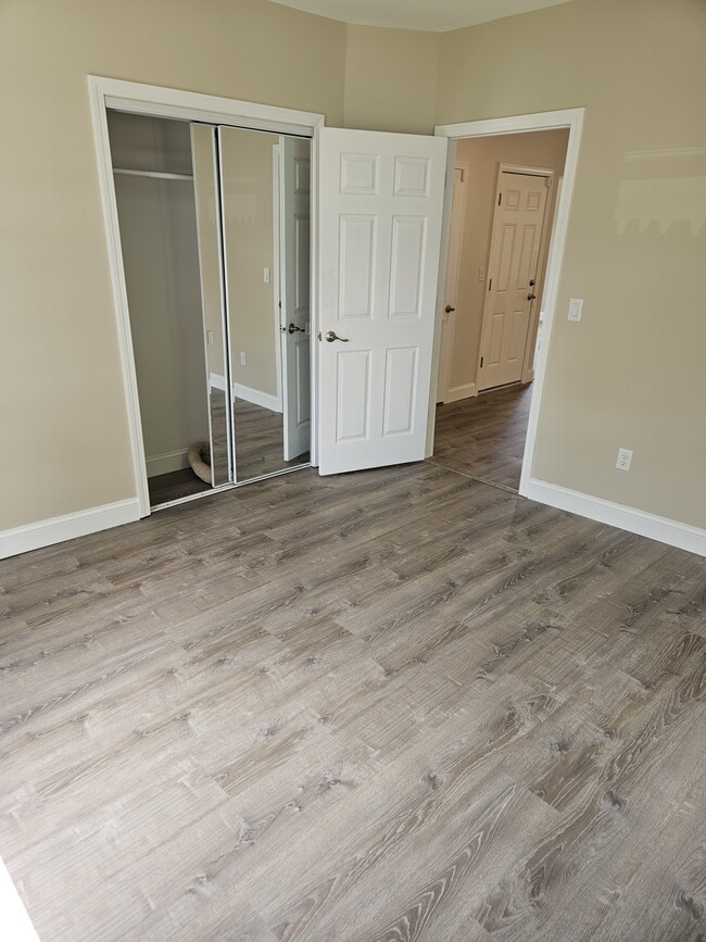 Photo - 15 Warsaw Ave Unit 2