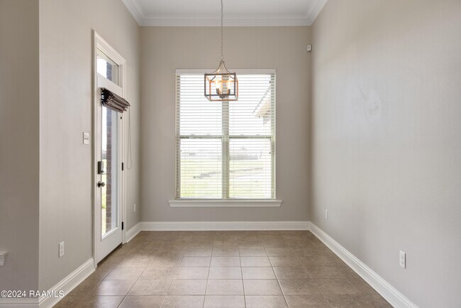 Photo - 101 Green Mountain Ridge St