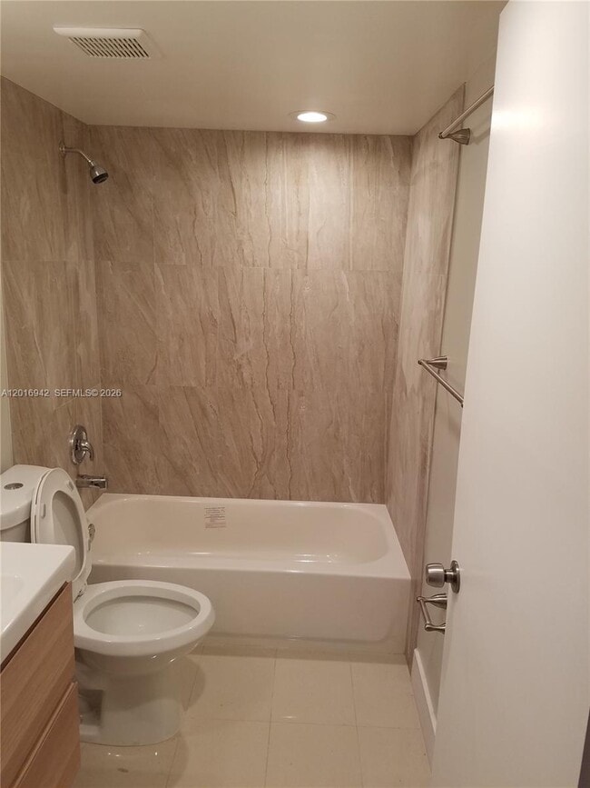 Photo - 220 Lakeview Dr Unidad 206
