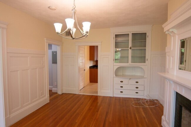 Photo - 1897 Beacon St Unit 3