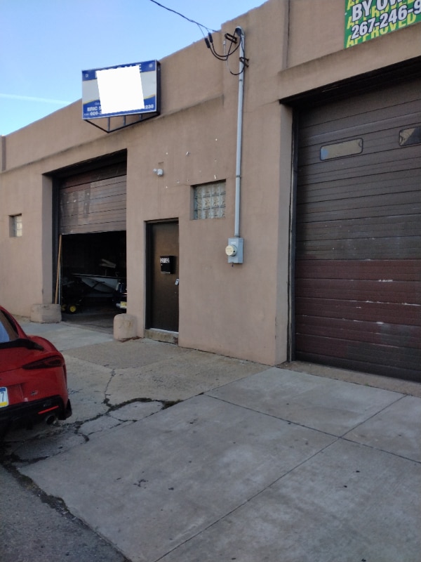 Photo - 2728 Federal St