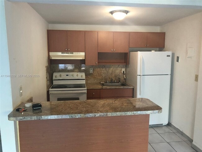 Photo - 4301 NW S Tamiami Canal Dr Unit 3-112