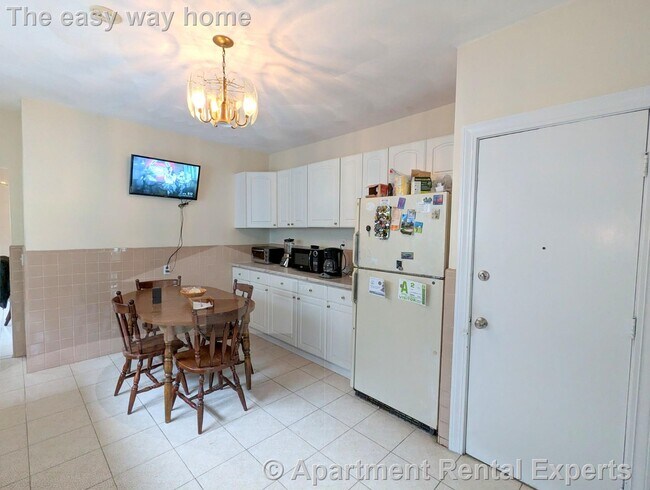 Photo - 35 Pearson Rd Unit #2