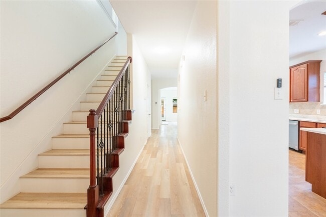 Photo - 5105 Spyglass Ln