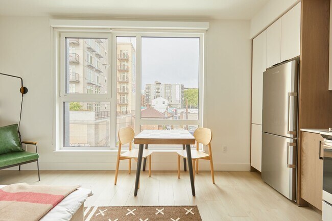 Solis Apartments