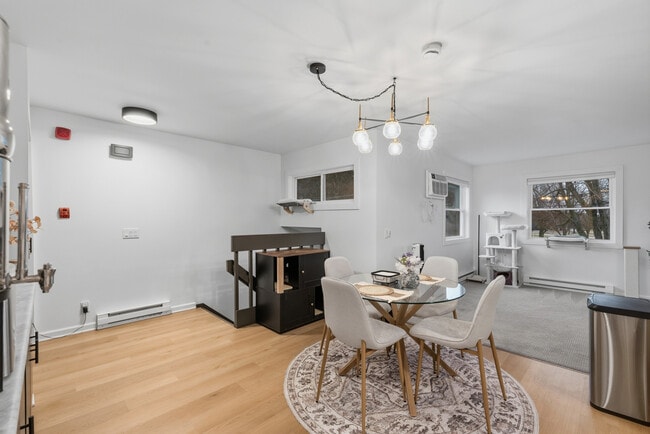 1933 S 124th St Unidad 1933