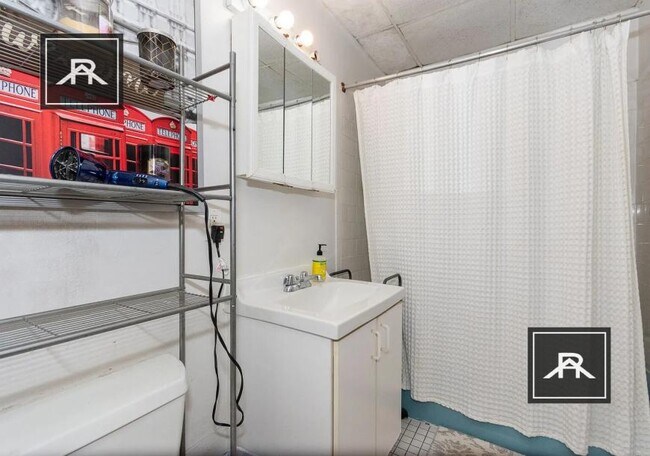 Photo - 4 bedroom in Allston MA 02150 Unit 1