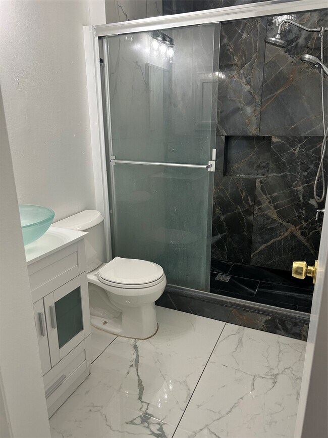 Photo - 8411 Battleoak Dr