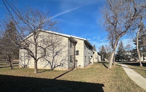 Meadowbrook Apartments
