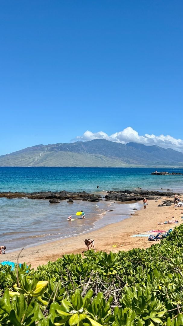 Photo - Kihei Shores - South Maui across from World Class Beaches