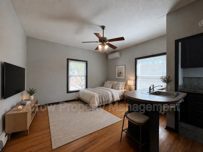 Photo - 1414 C St Unit 5