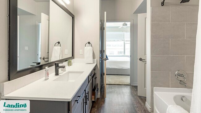 Photo - 750 Fort Worth Ave Unidad 226