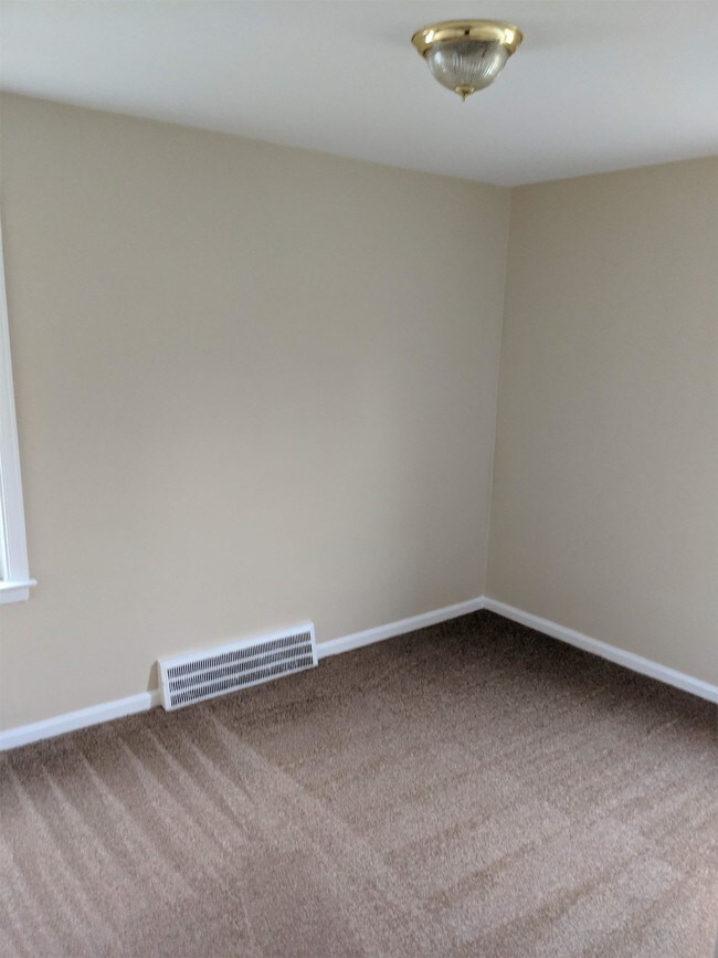 Photo - 25650 W Outer Dr