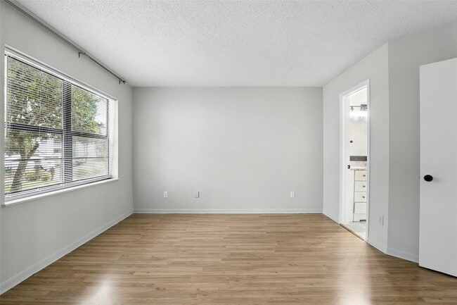 Photo - 3966 Atrium Dr