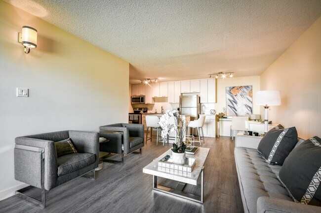 Photo - Centennial West