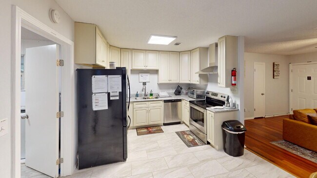 Photo - 3900 Baywoods Dr