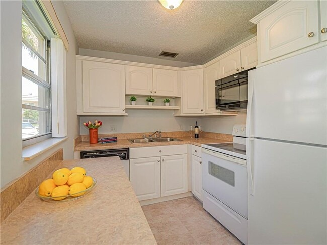 Photo - 34 Vis Gdns Trl Unit 103