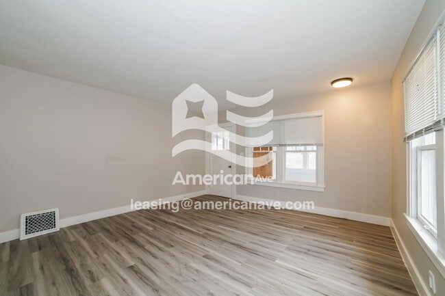 Photo - 1417 Willow St