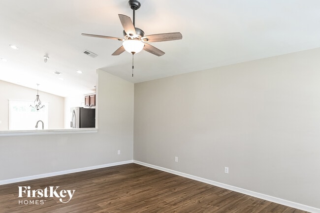 Photo - 324 Brickhope Ln