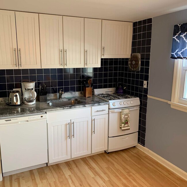 Photo - 25 Westview Ave Unit 2