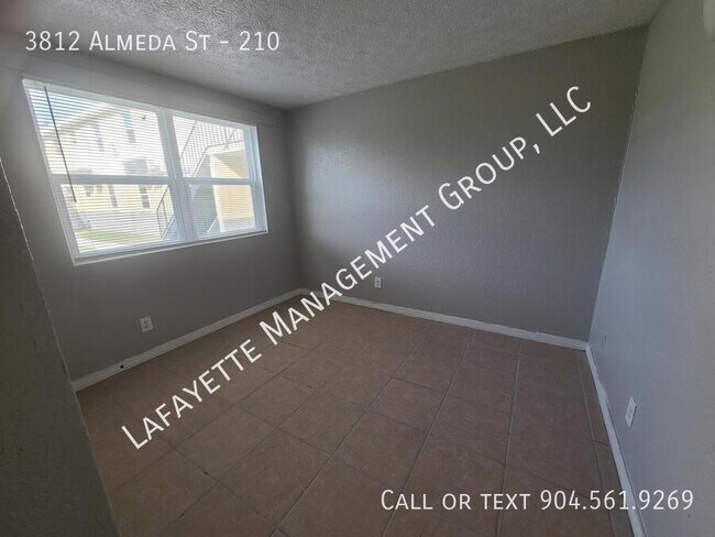 Photo - 3812 Almeda St Unit 210