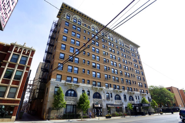 Photo - The Sovereign