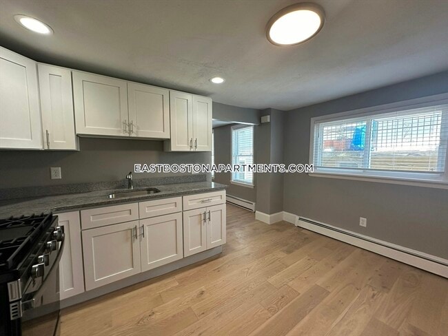 Photo - 43-43A Cottage St Apartment Unit 2