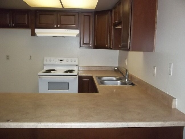 Photo - CA721-Liebenberg, Jeromee Unit 7221