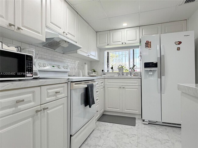 Photo - 9410 W Flagler St Unit 102