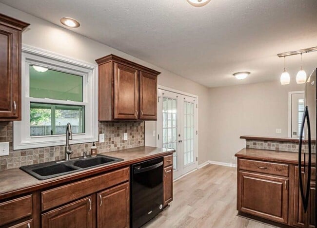 Photo - 4213 Hunters Trce