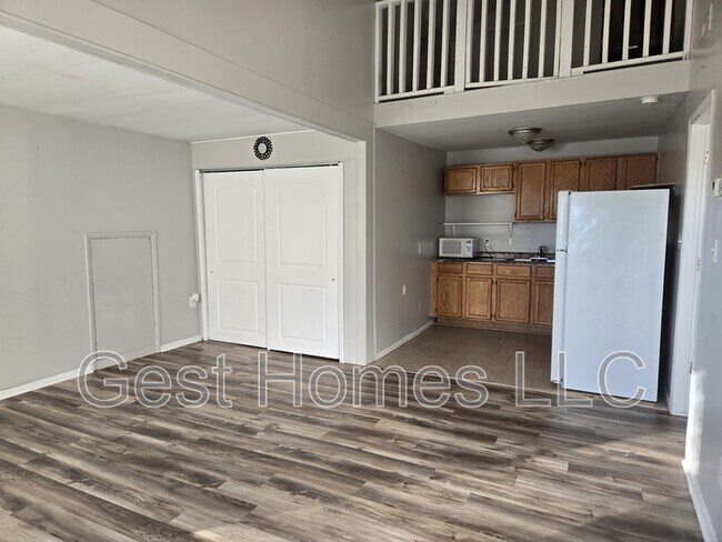 Photo - 26509 Inkster Rd Unit Apt East