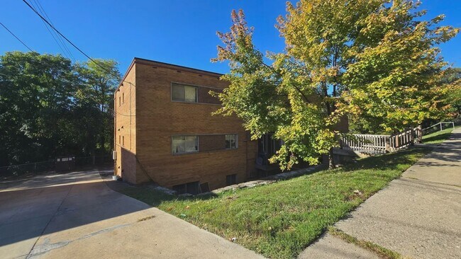 Photo - Parker Woods Flats