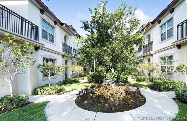 Building Photo - 14388 Emerald Pl Wy