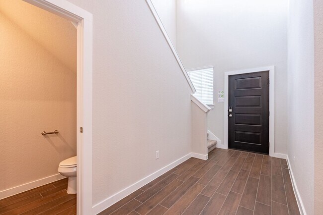 Photo - Beautiful 4 Bedroom, 2.5 Bathroom home in Manor!!!