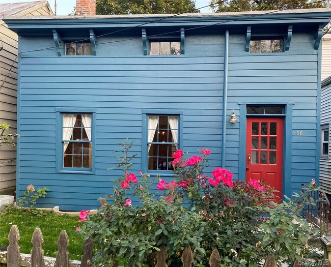 Building Photo - 66 Dodge St