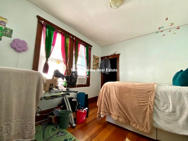 Photo - 106 W Adams St Unit 1st floor