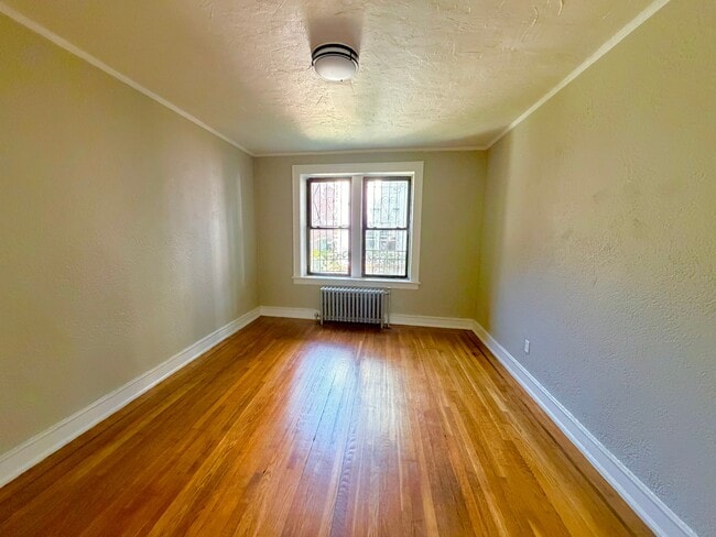 Photo - 17 Elwood Pl Unit 103