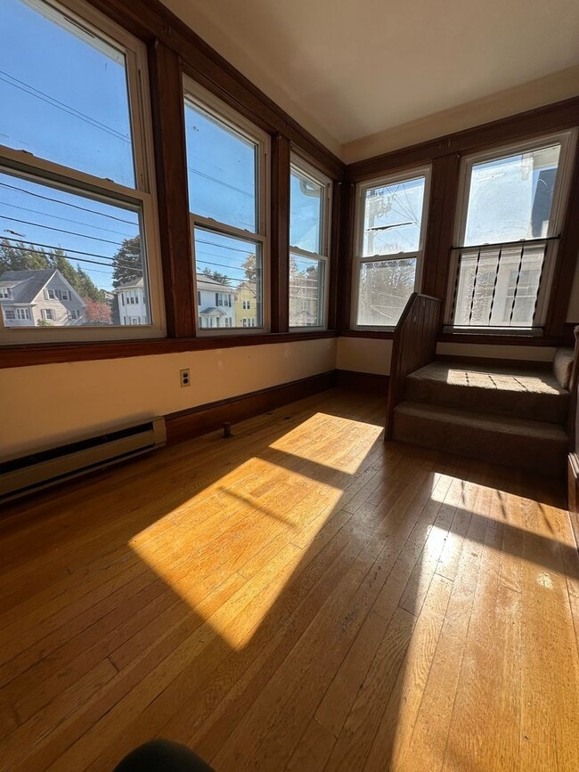 Building Photo - 229-231 Independence Ave Unit 231-B