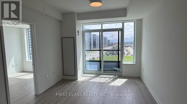 Photo - 2485 Eglinton Ave W Unité 1120