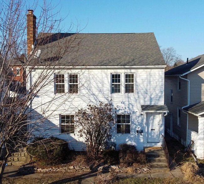 Photo - 302 Everett Ave Unit 302 Everett Avenue