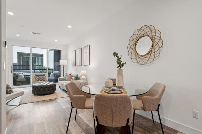 Building Photo - 3479 Client Cmn