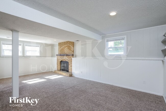 Photo - 804 NE 74th St