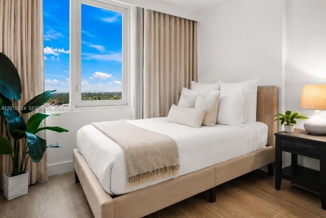 Photo - 2301 Collins Ave Unit 1128