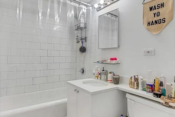 Photo - 333 W 56th St Unidad 5J