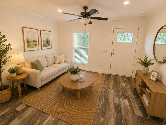 6 Anita Dr