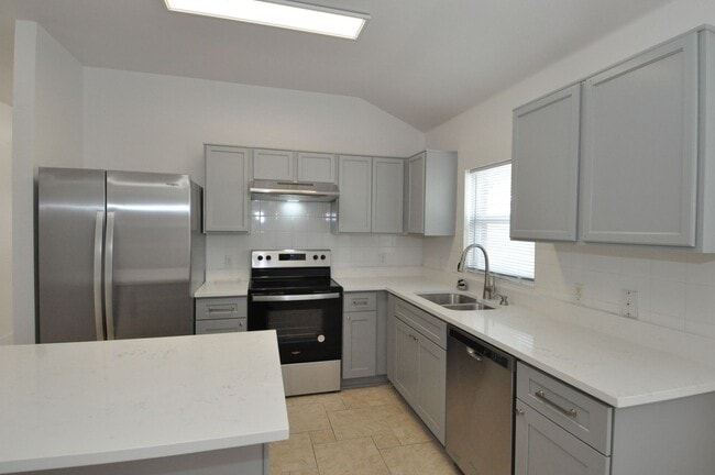 Newly Renovated Home in Pflugerville - Gre... - Newly Renovated Home in Pflugerville - Gre...